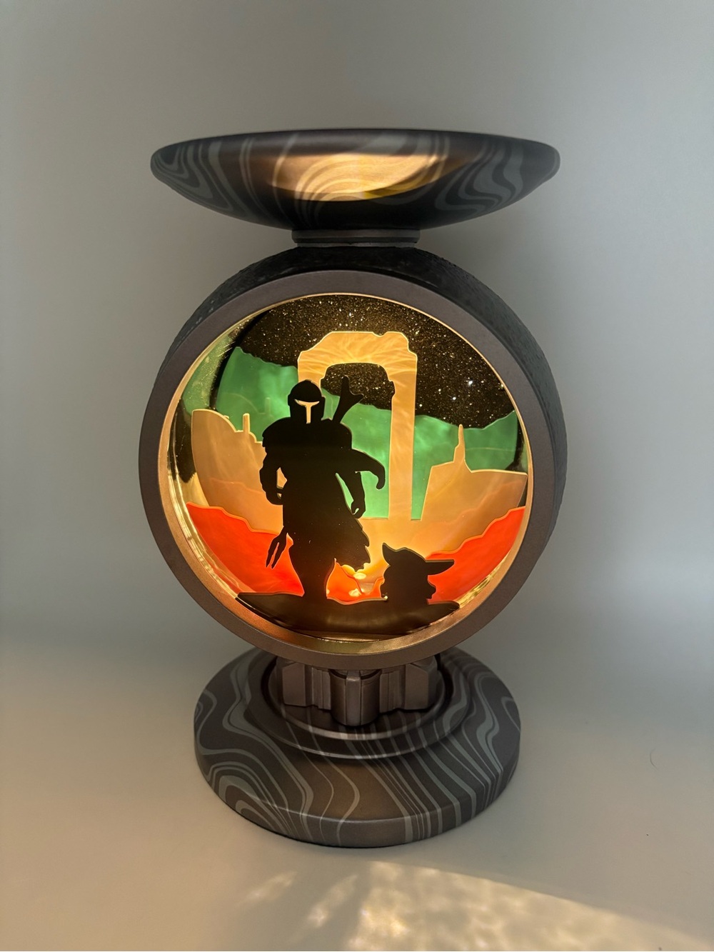 Bath & Body Works Star Wars Mandalorian Light Up Pedestal 3 Wick Candle Holder